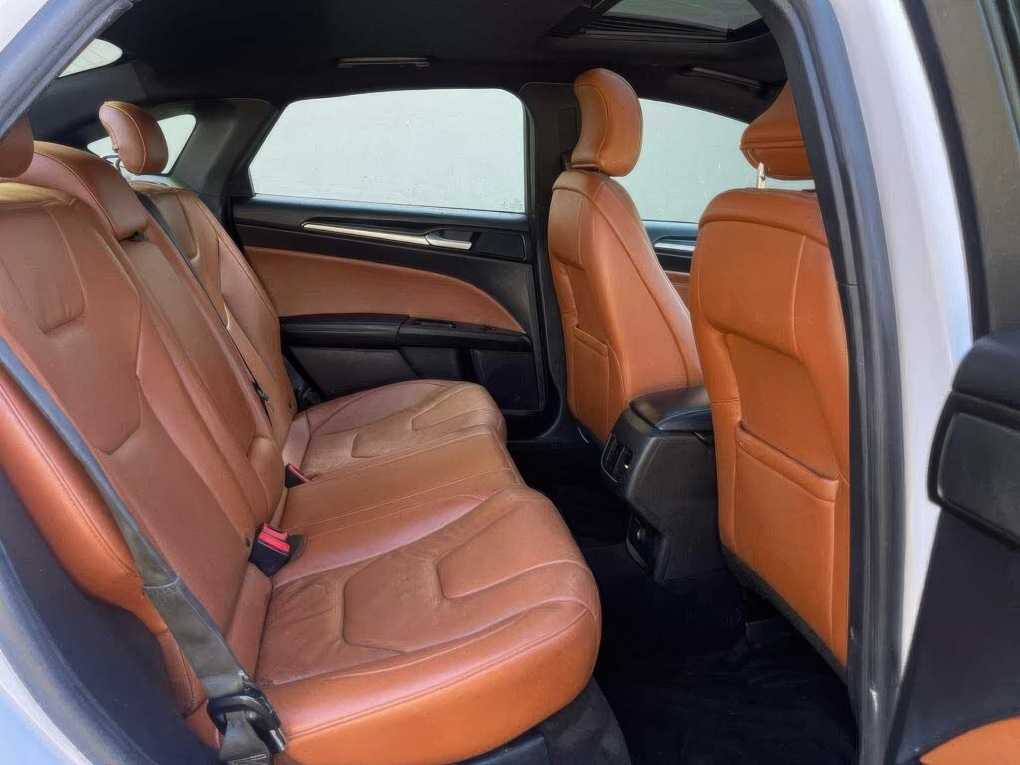 Ford Fusion Hybrid Titanium 2019