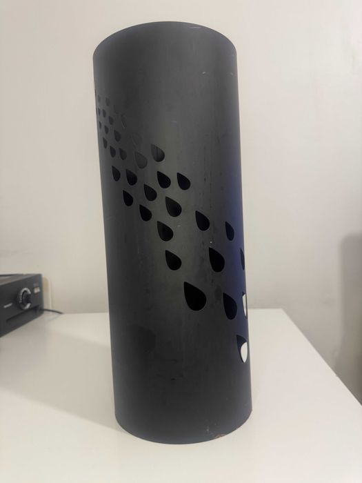 Porta-guarda-chuva em Metal – Design Moderno e Resistente!