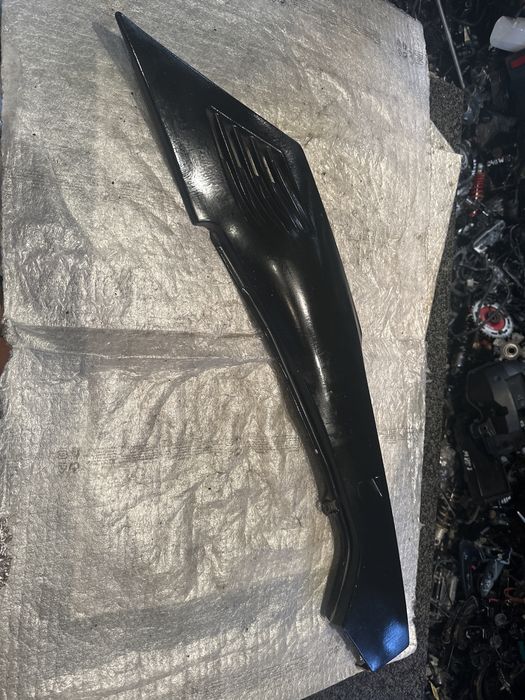 86/87 YAMAHA FZ700 FZ750 Bok Osłona Prawa Owiewka M929 Boczek
