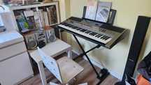 Keyboard Yamaha e443 z pedałem i statywem tanio