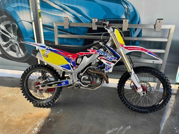 Cross HONDA CRF 450