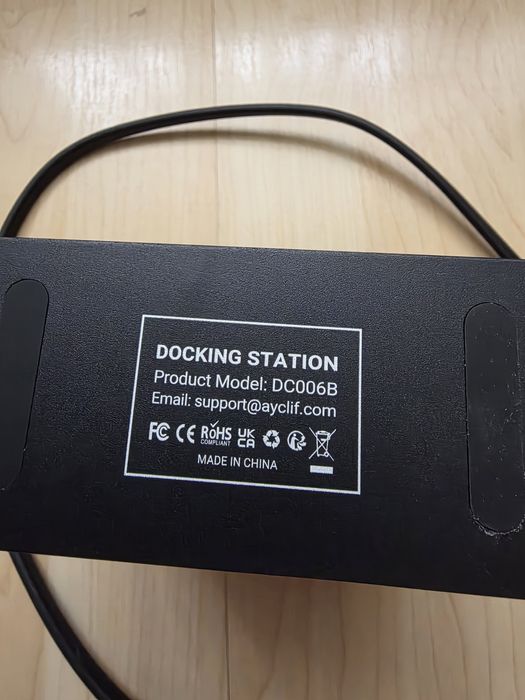 Stacja dokująca MacBook pro Windows 11 specs 16-in-2