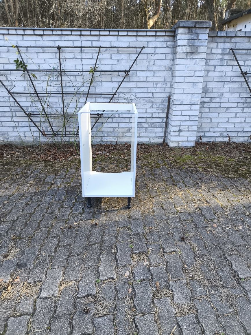Zestaw korpusów meblowych