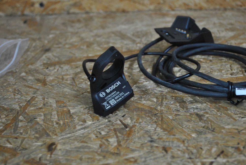 Nowy Zestaw KIOX BOSCH BRC351 podstawka manipulator kabel do silnika