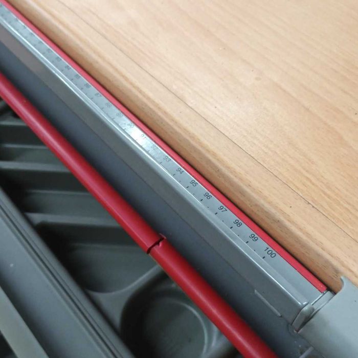 Secretária / Estirador com altura regulável