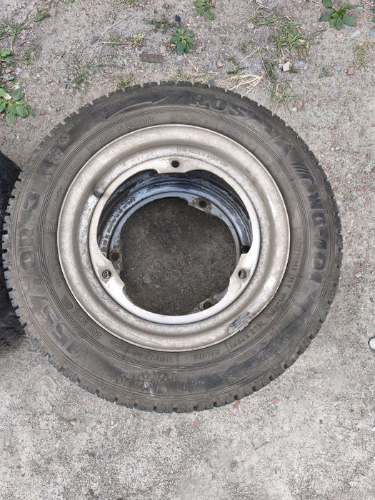 Продам зимнюю резину на Таврию Славуту