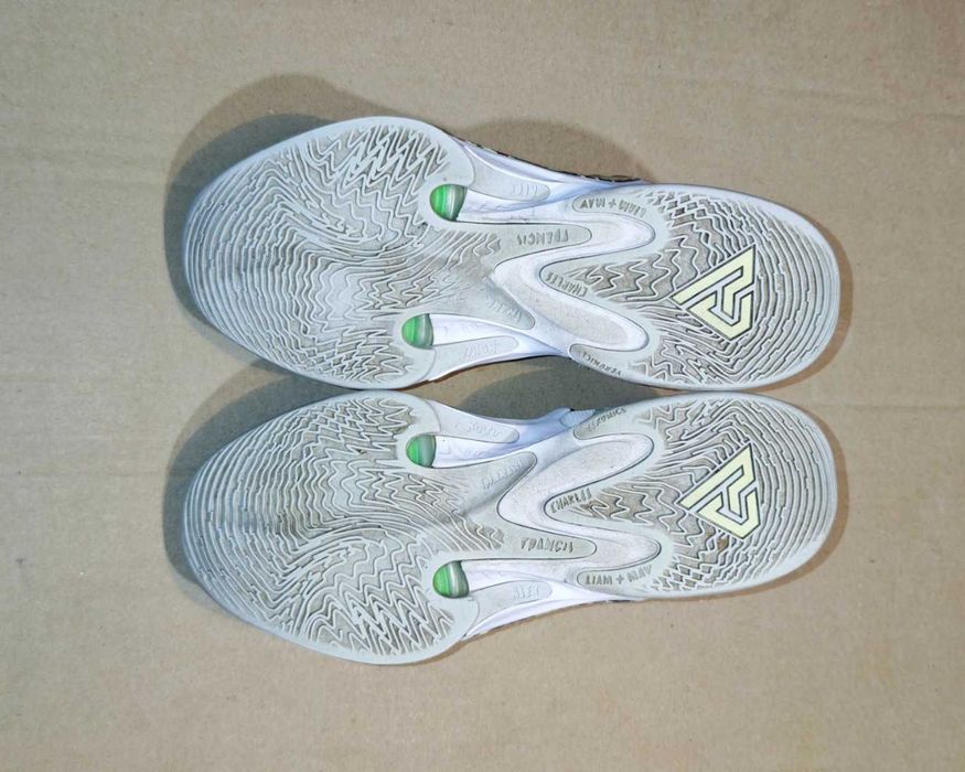 Оригінальні Баскетбольні Кросівки Nike Zoom Freak 4