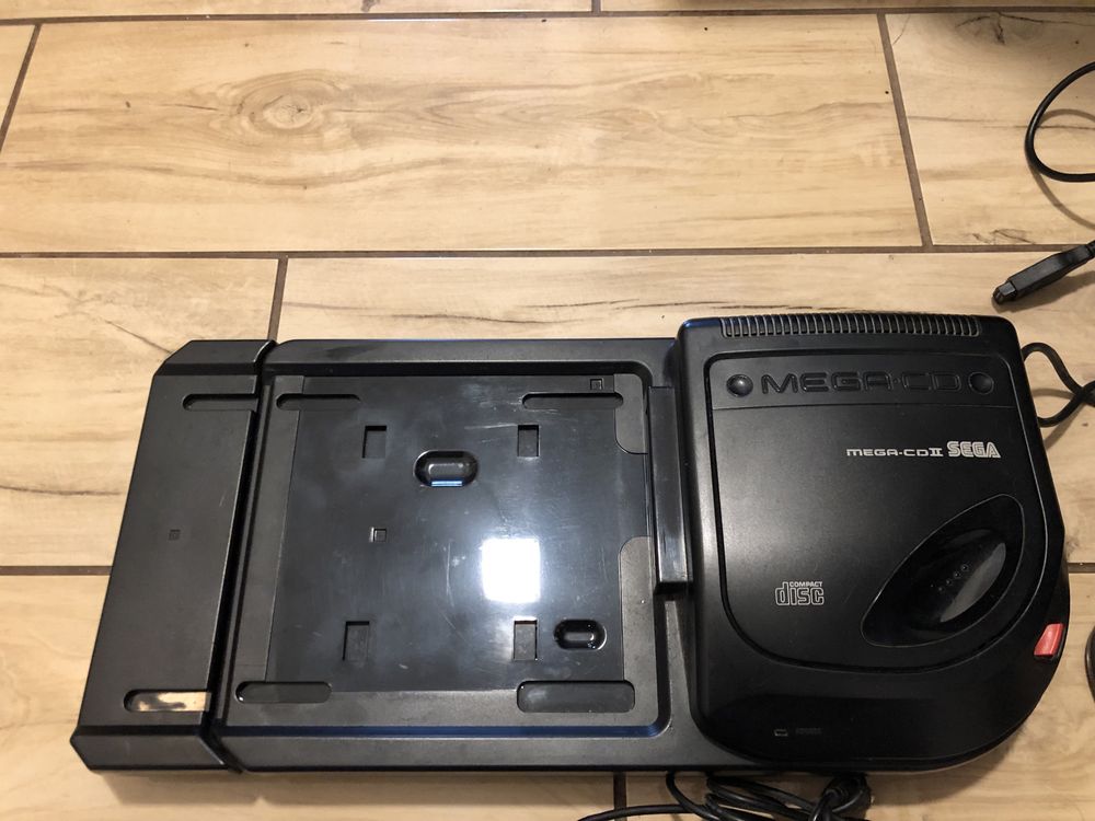 Sega Mega Drive + Mega CD II