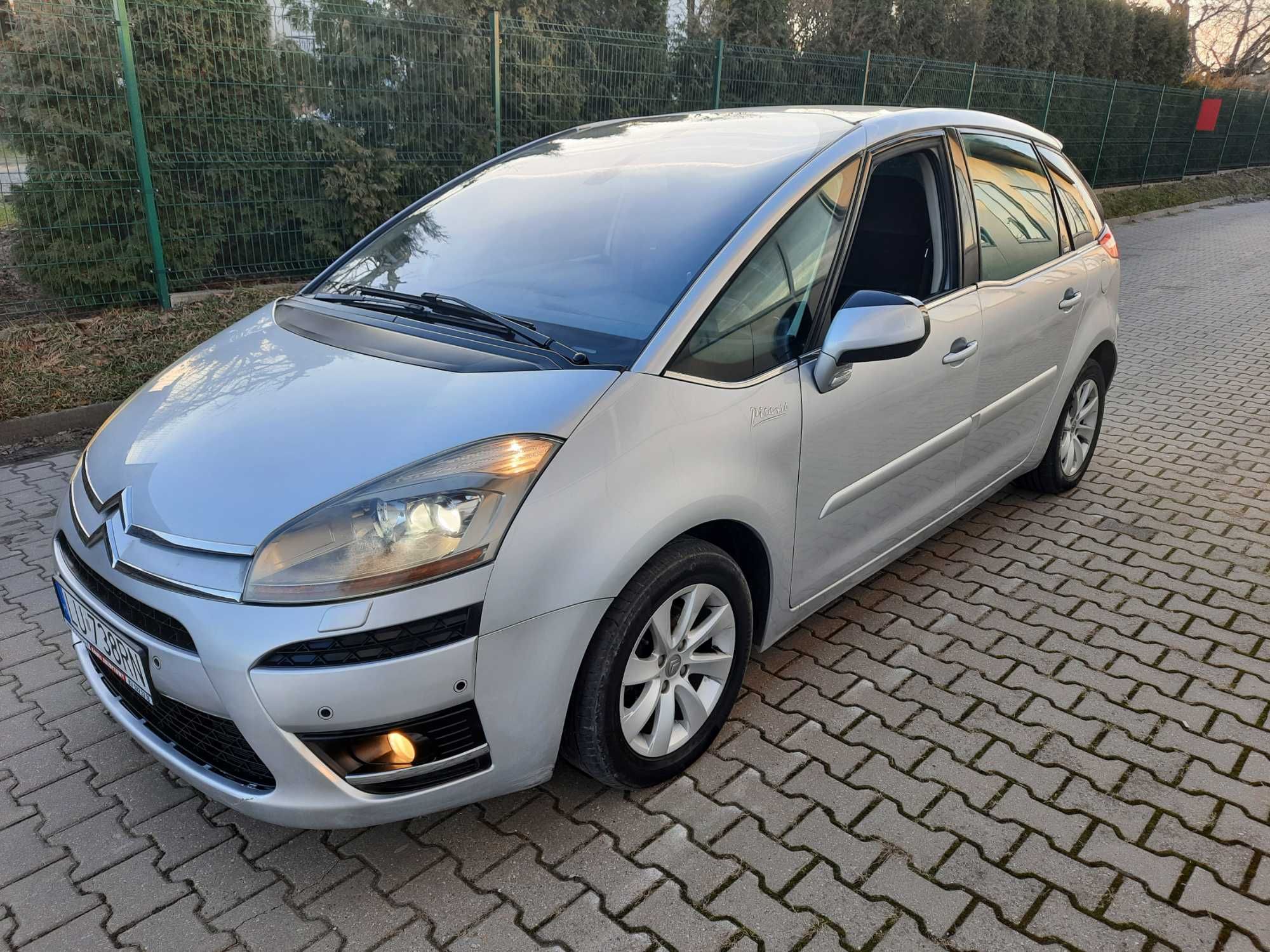Bogata wersja 1.6 diesel automat ważne opłat