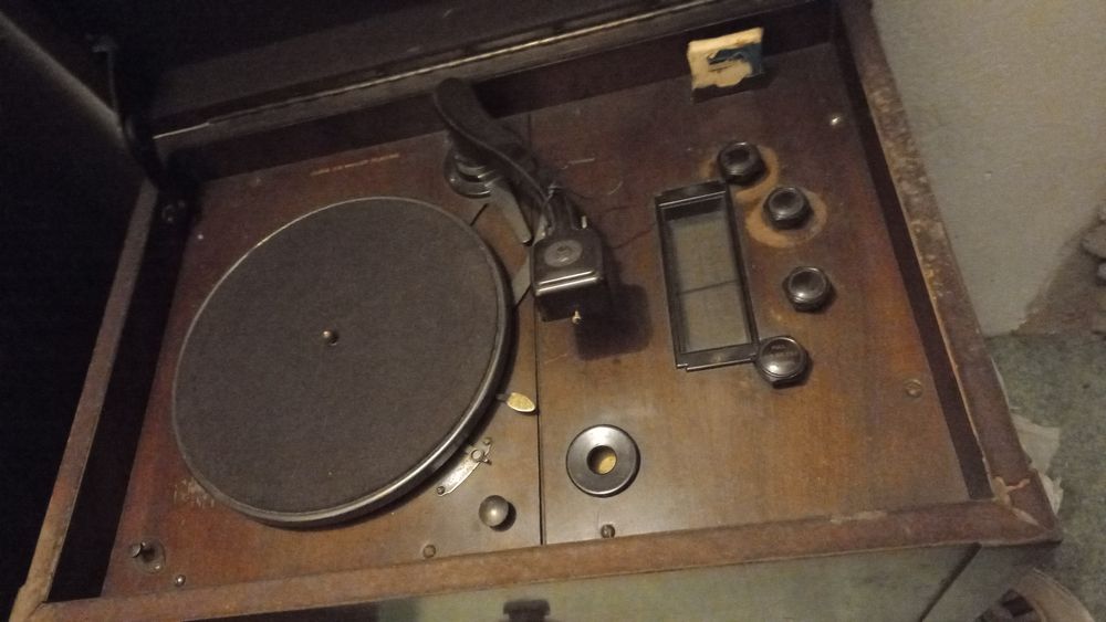 patefon Marconi z radiem