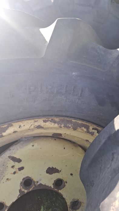 Komplet opon Pirelli 13 r26