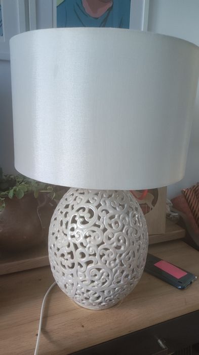 Lampa stojąca jak nowa.