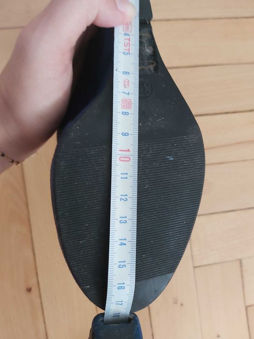 Buty na koturnie rozmiar 37