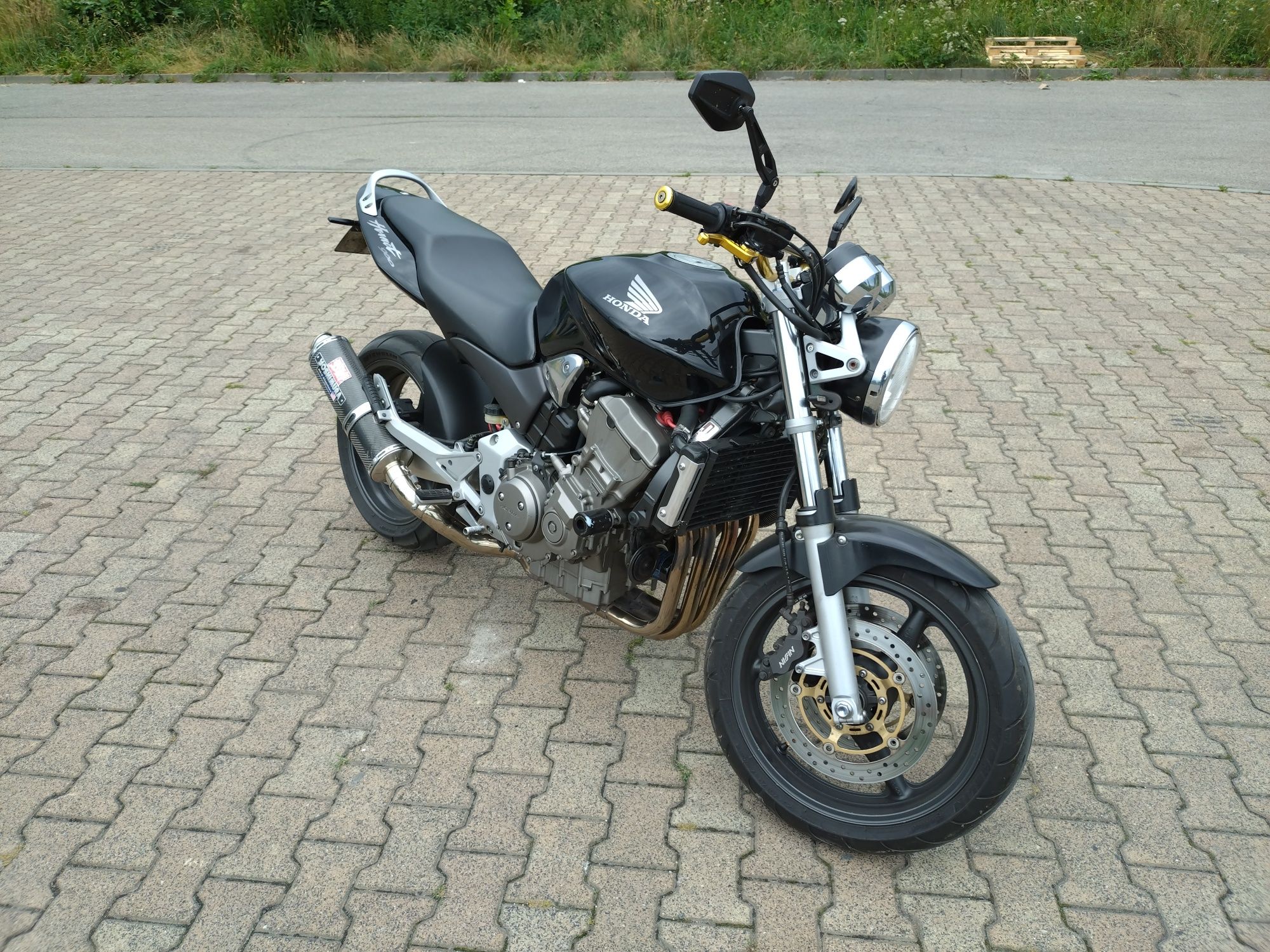 Honda hornet 900 cb900f