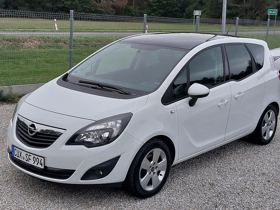 Opel Meriva Panoramiczny dach, Bi-Ksenon skrętny, Grudzień 2011r