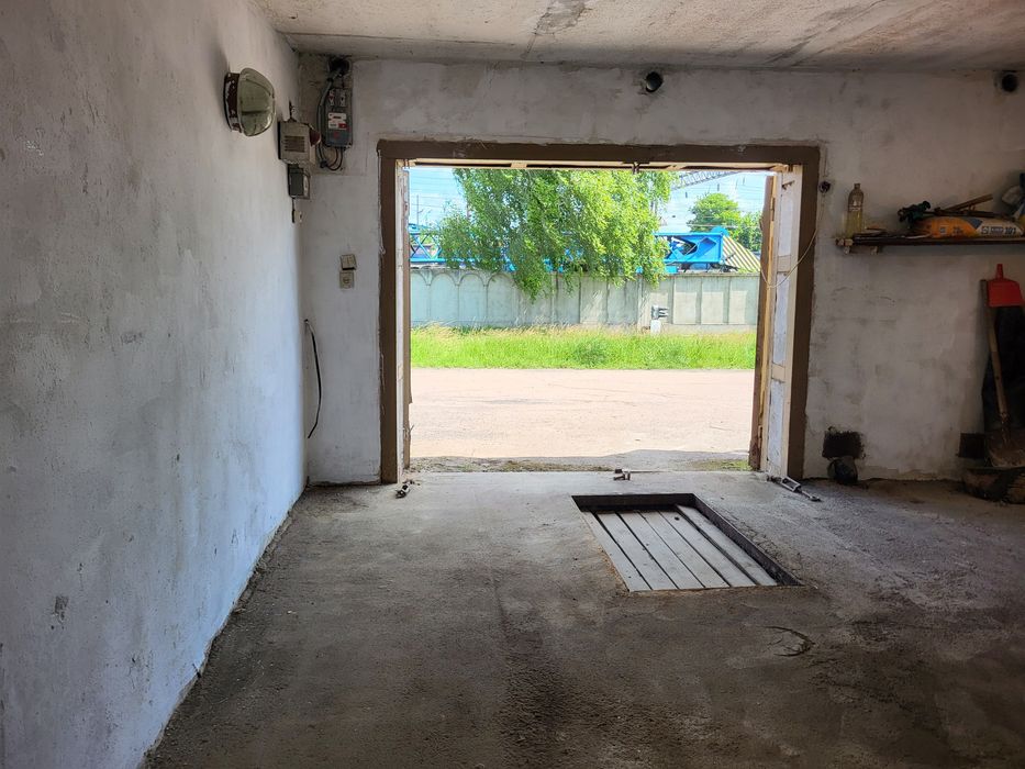 Продам гараж в р-н Ковельський парку