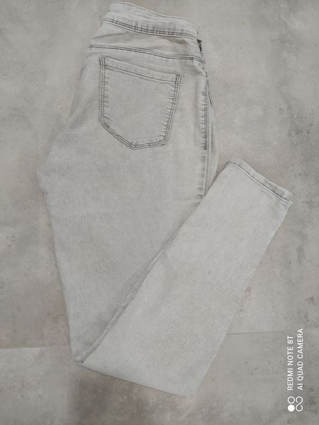 Spodnie jeansy rozm M