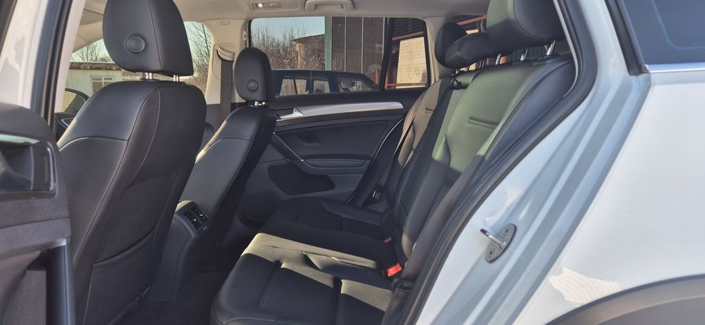 Volkswagen Golf 7 alltrac