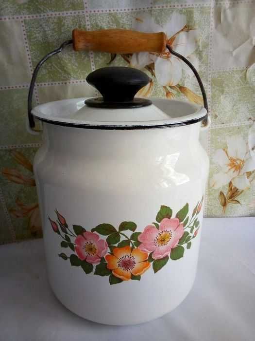 Посуда эмалированная кастрюли бидончики