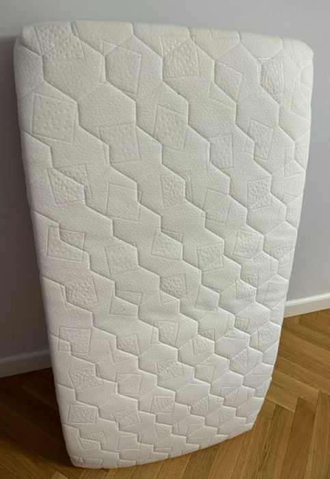 Łóżeczko Ikea Gulliver + Materacyk + Baldachim + Przybornik i inne !!!