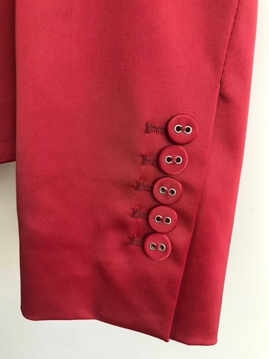 Blazer Ana Sousa vermelho, com brilho