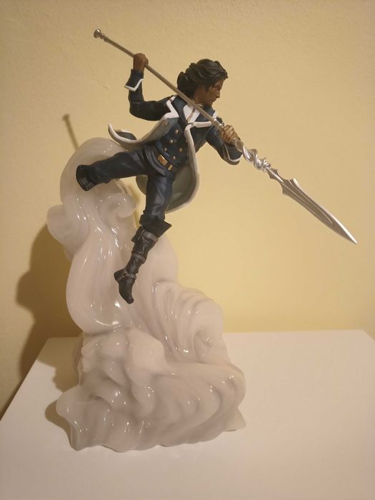 Statua Clashing Storms Brandon Sanderson Archiwum Burzowego Światła