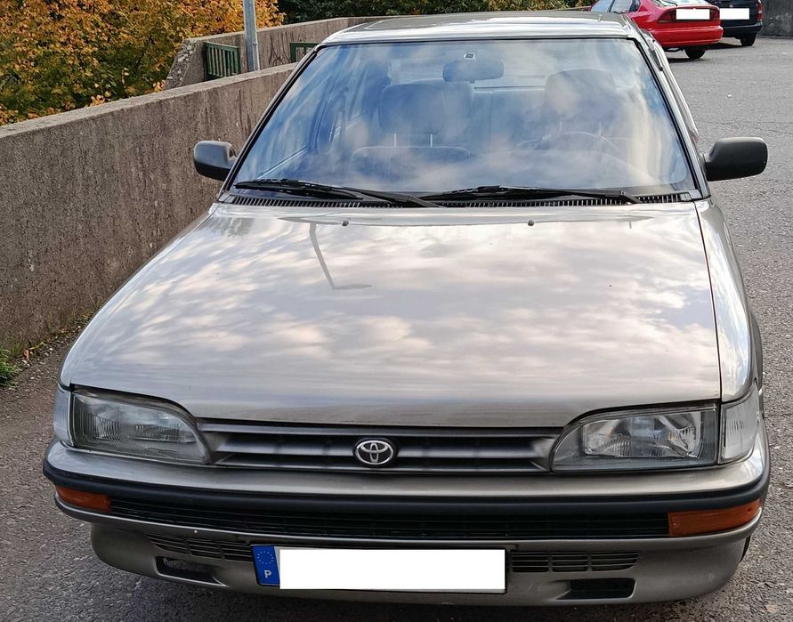Toyota Corolla XL (1991), com reduzida quilometragem