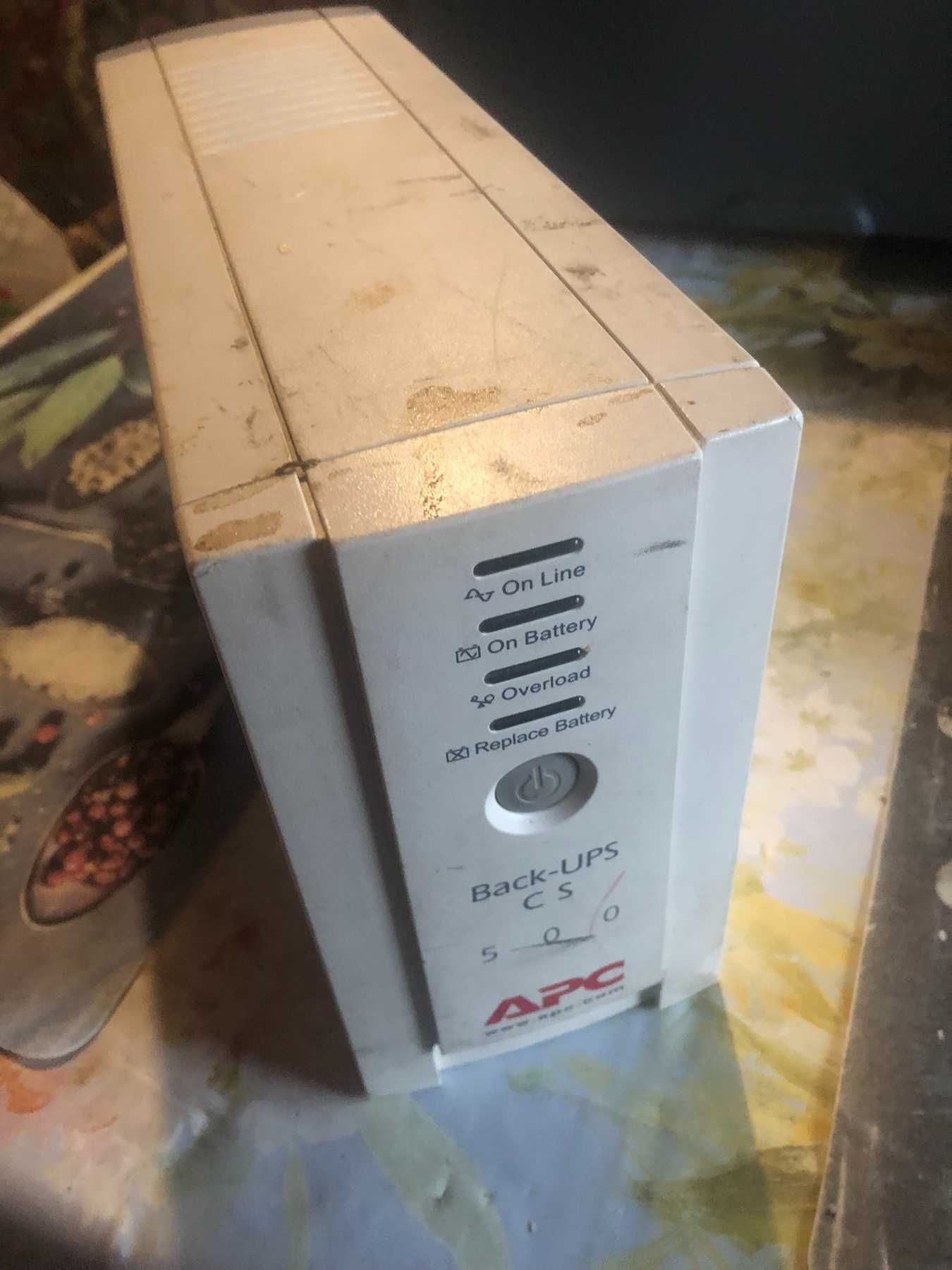 ДБЖ резервний APC Back-UPS CS 500VA, 300W (BK500-RS)