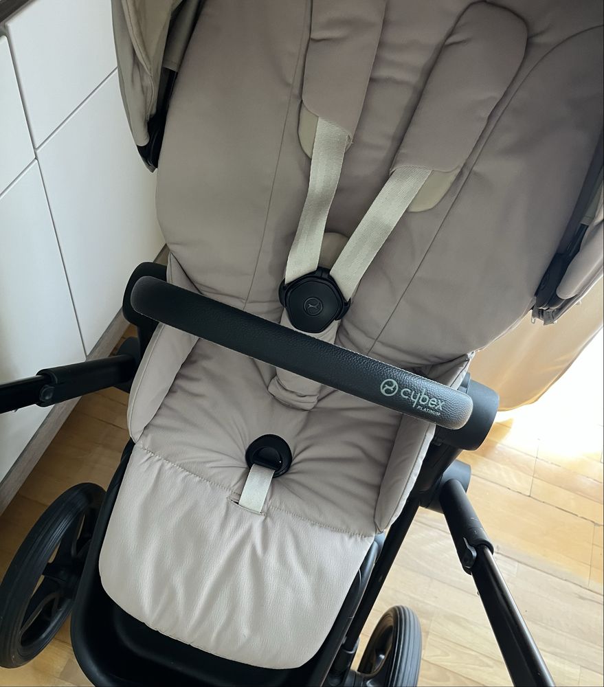 Cybex priam 4.0 black matt cozy beige