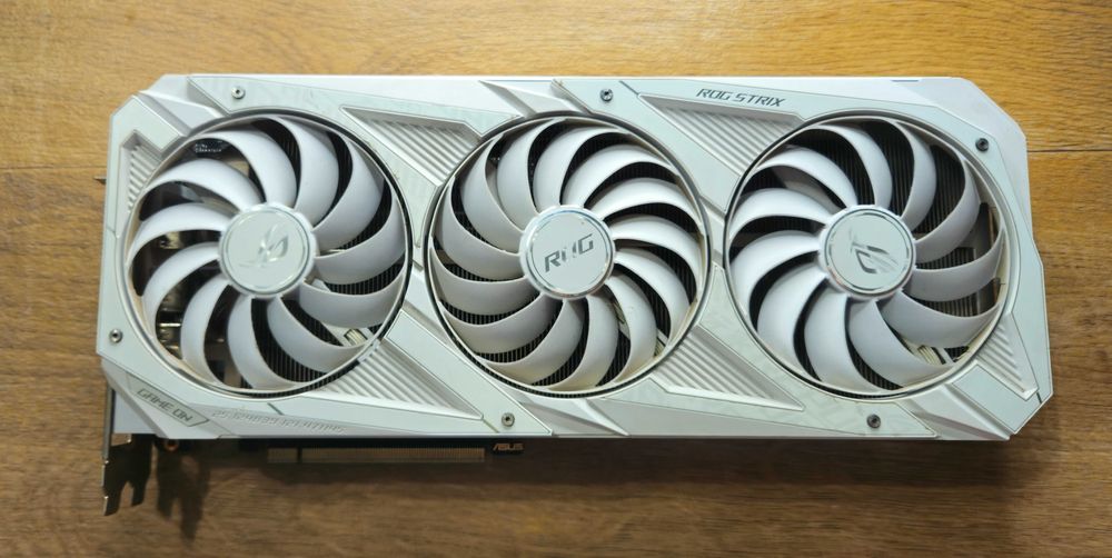 ASUS ROG STRIX RTX 3080 White V2 10GB GDDR6X видеокарта на пломбе