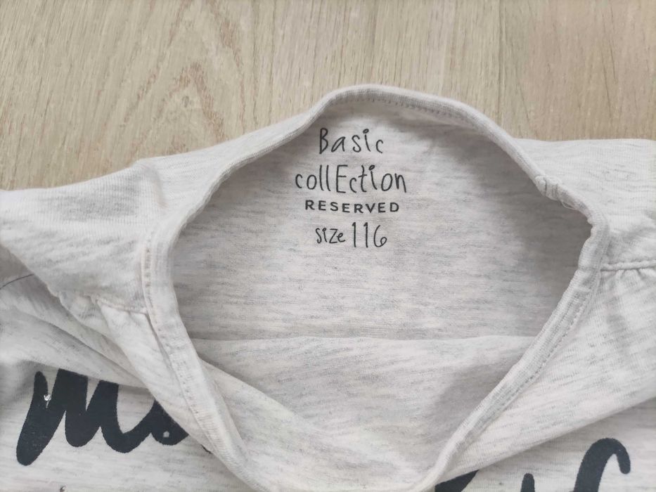 Reserved bluzka 5 - 6 lat roz. 116