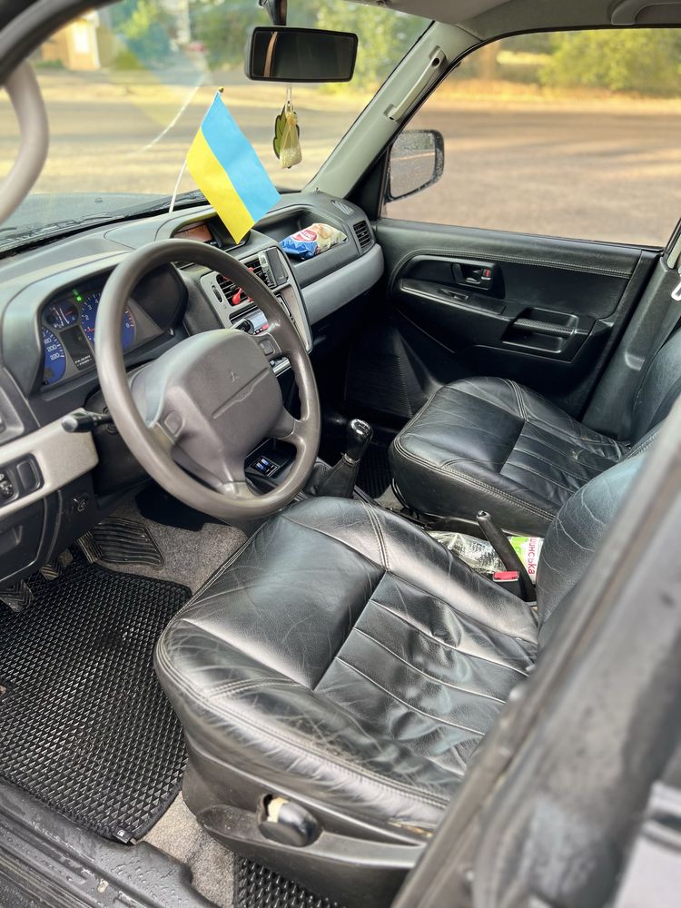 Продам Митсубиси 4*4 Pajero