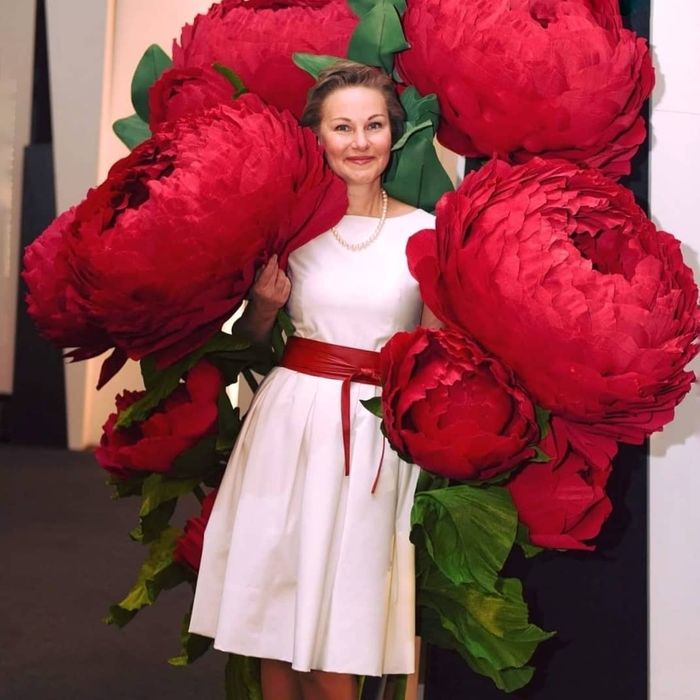 Фотозони,ростові квіти,оформлення весіль та ін.подій.Оренда та продаж.