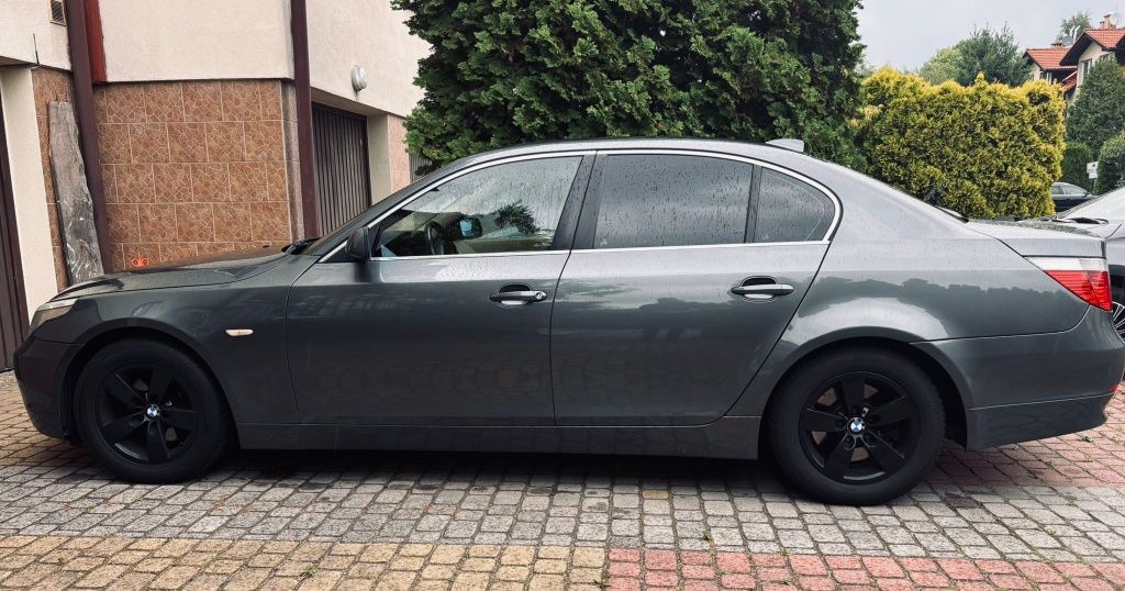 BMM E60 523i 2004 rok