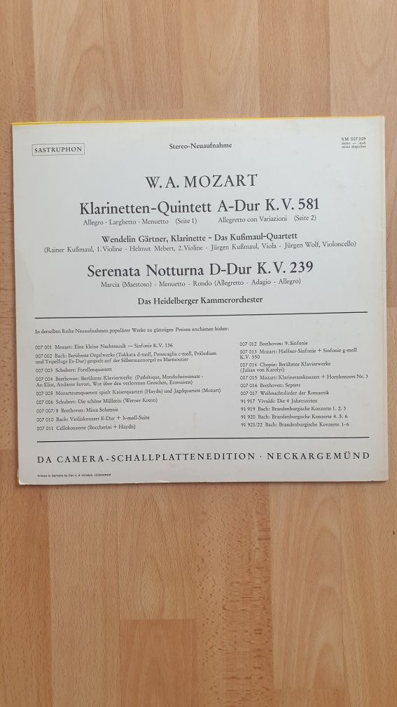 Mozart * –Klarinettenquintett・Serenata Notturna