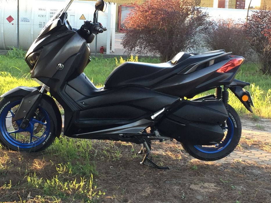 Vendo Yamaha Xmax 300