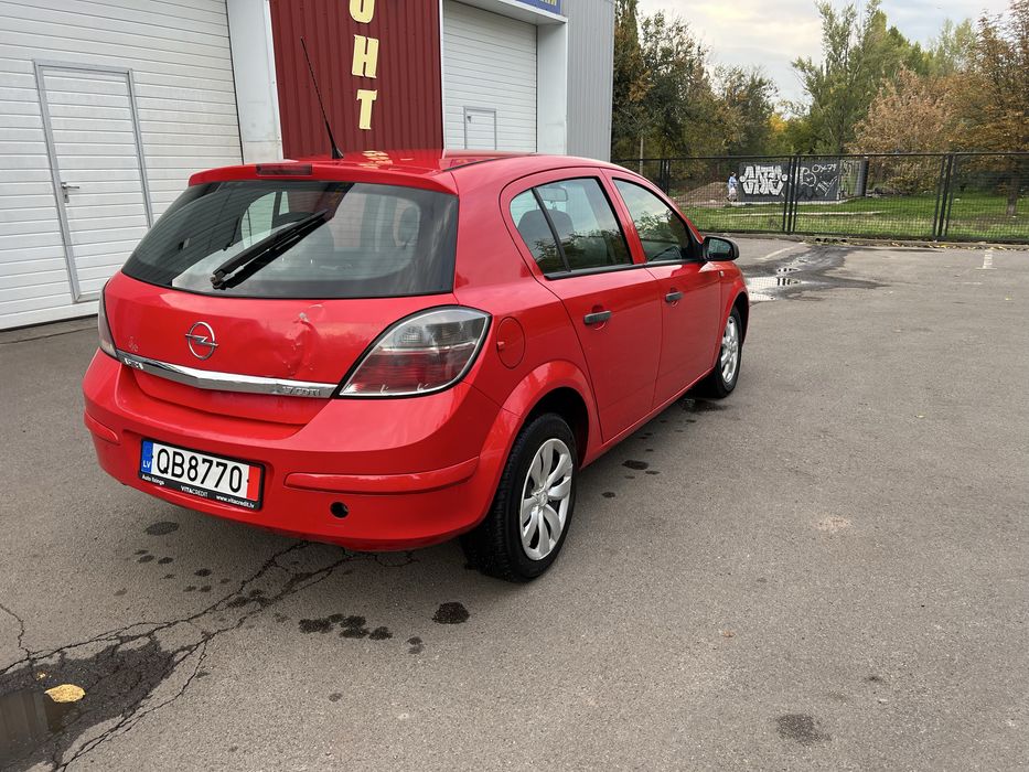 Продам Опель Астра Н 1,7 Дизель 6-ступка