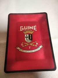 Guiné (GAC7/CTIG). 
Com o lema " De armas fortes e gente apercebida"