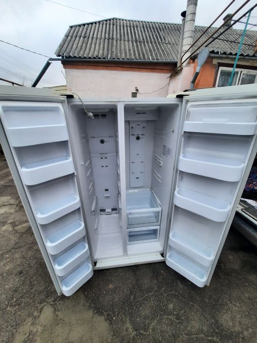 Холодильник двухдверный самсунг RS20CRV5 Samsung