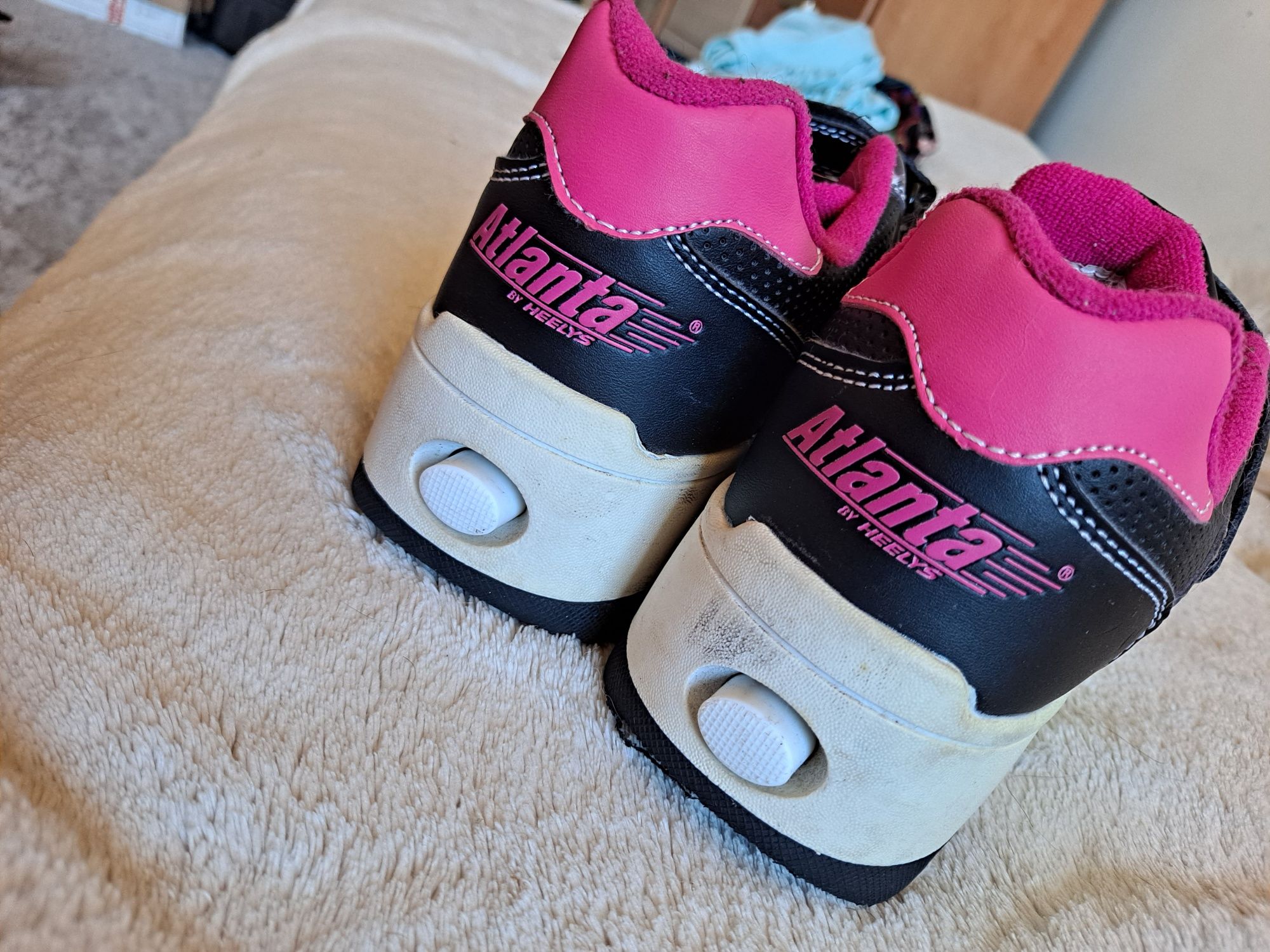 Buty kółka atlanta heelys 35