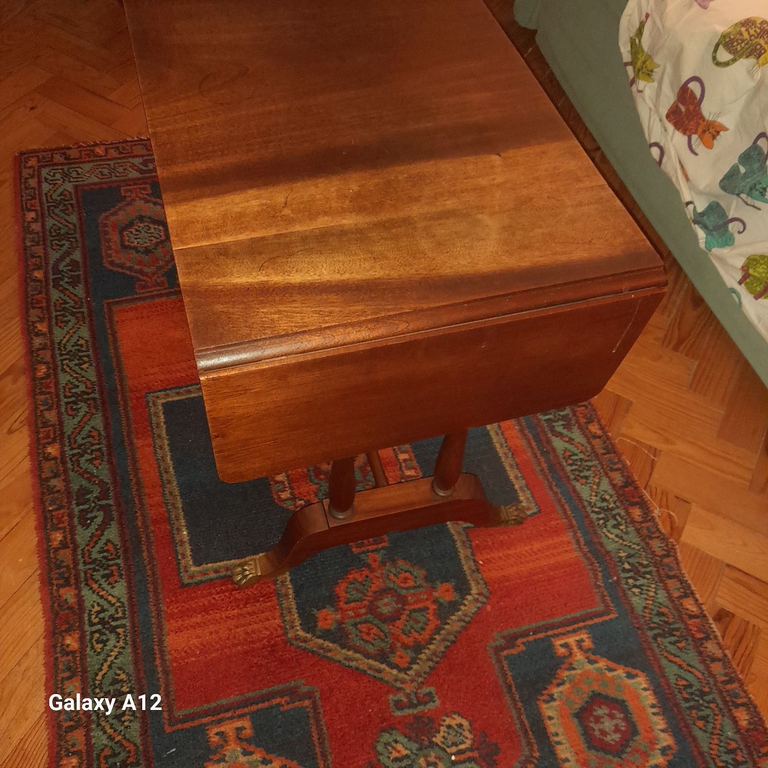 Mesa de apoio de sala