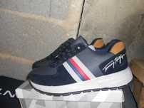 Sapatilhas Tommy Hilfiger  tamanho 41 novas
