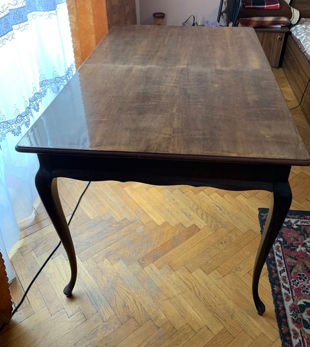 Стіл румунський на експорт в часи СРСР гарний стіл