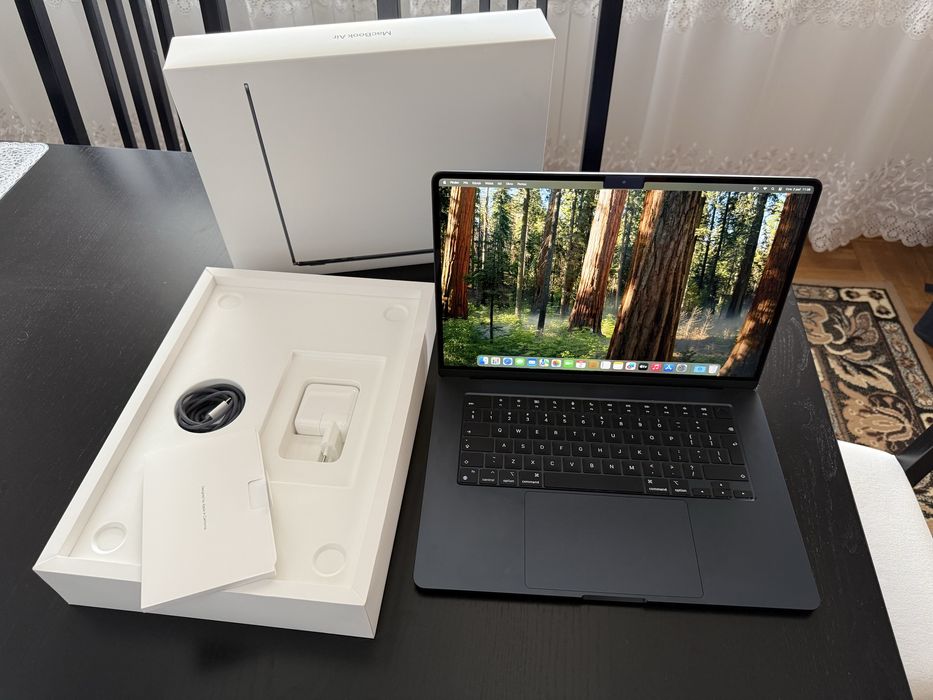 Macbook 15” Air M2 2024 jak Nowy !!! kolor Midnight Bateria 99%