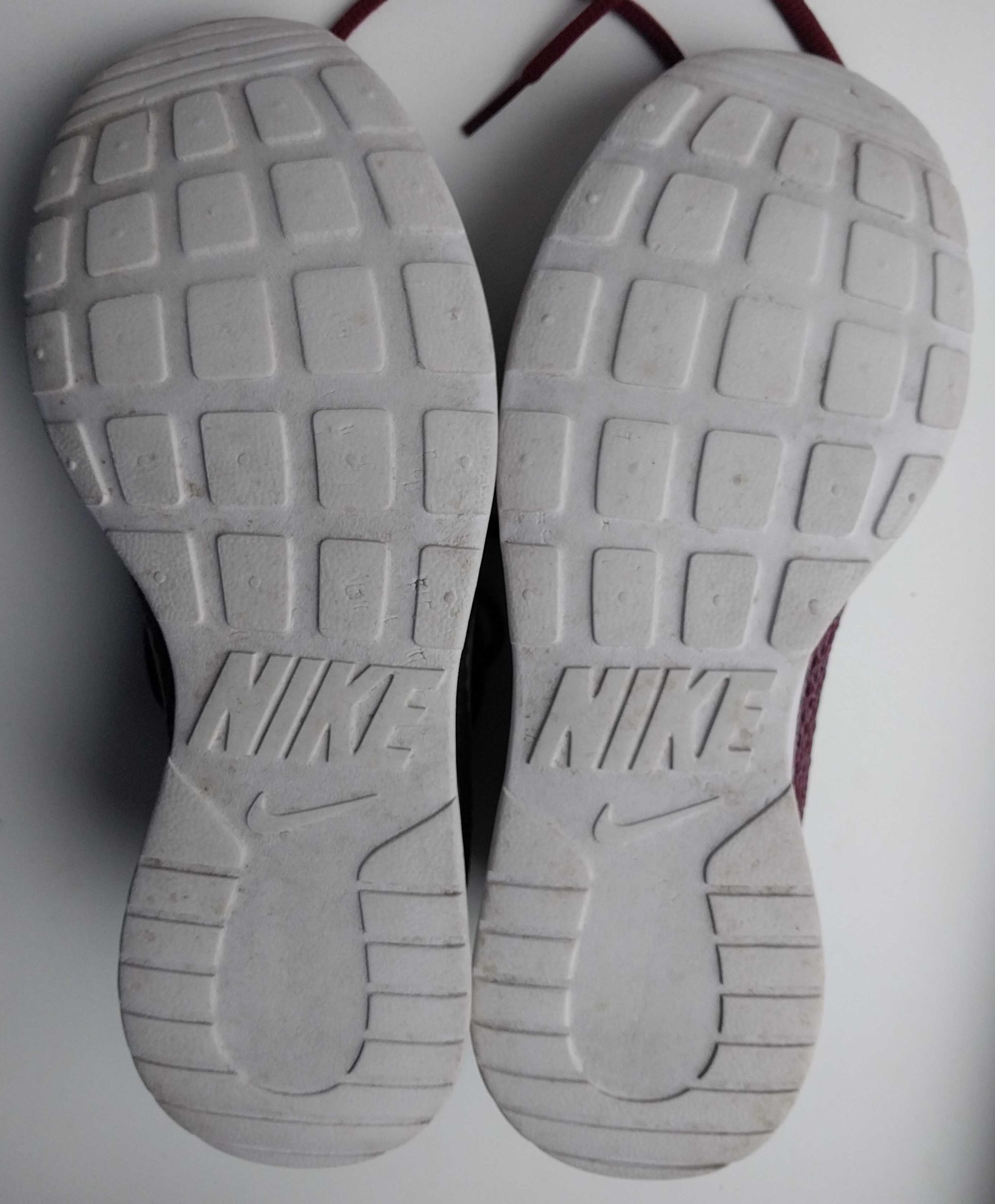 Nike Вьетнам кроссовки подростковые сетка Новые Размер 39 Стелька 25см