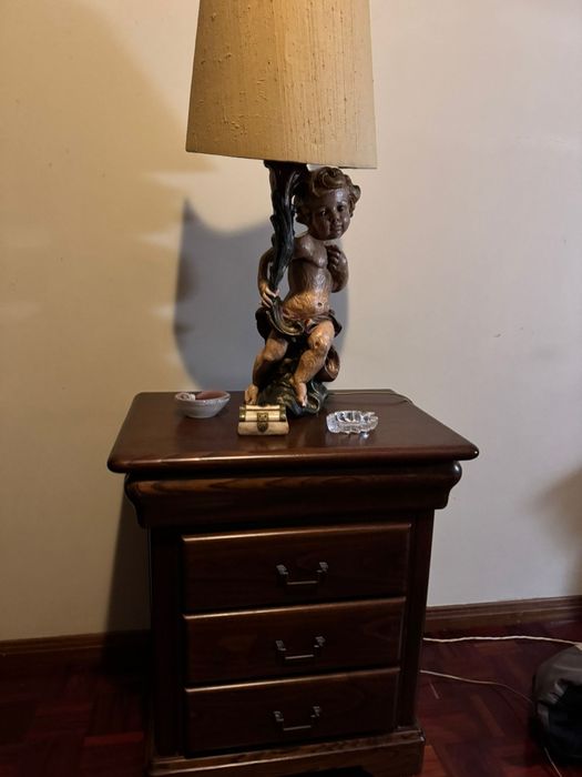 Moveis clássicos de quarto casal.