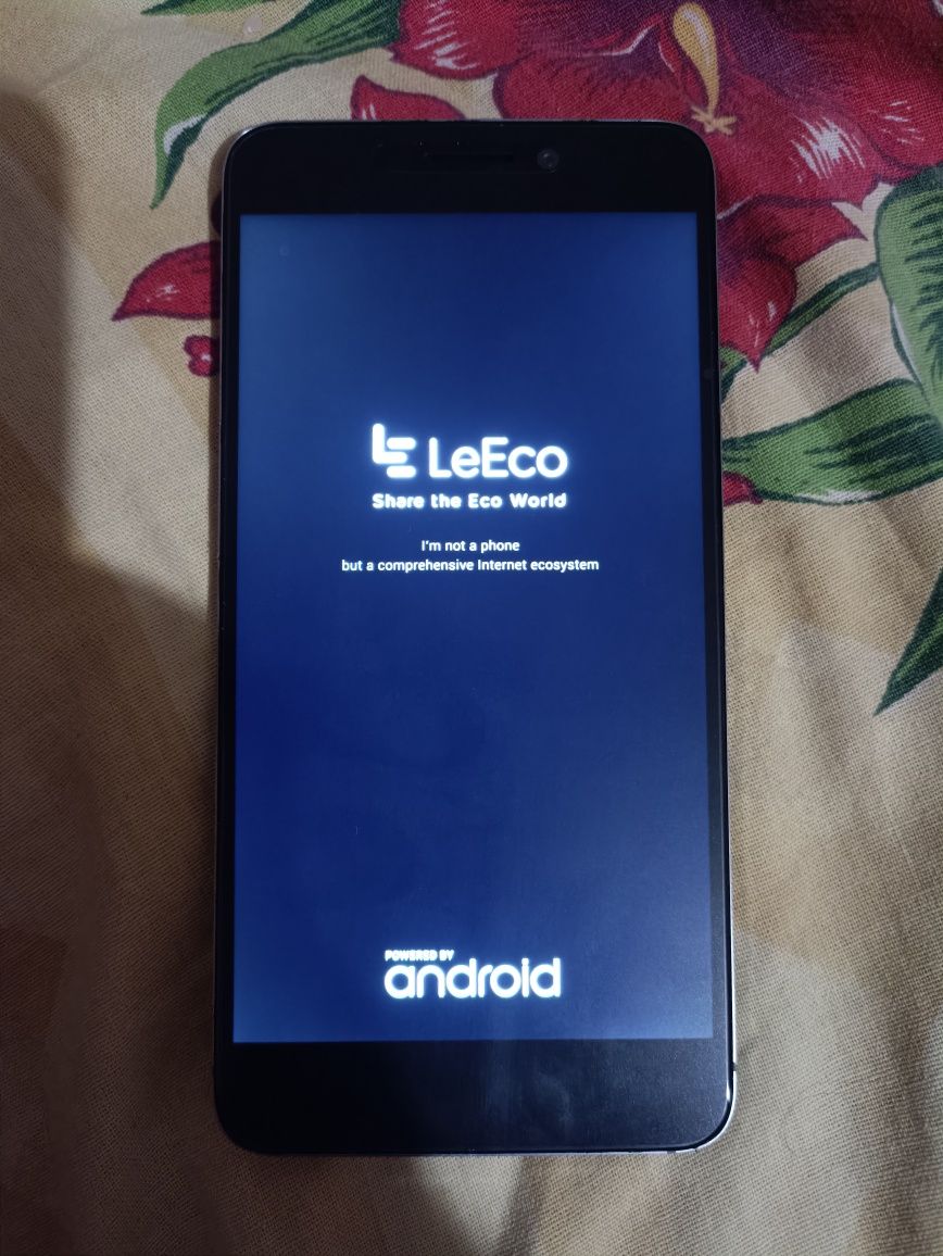 Продам Le eco x527