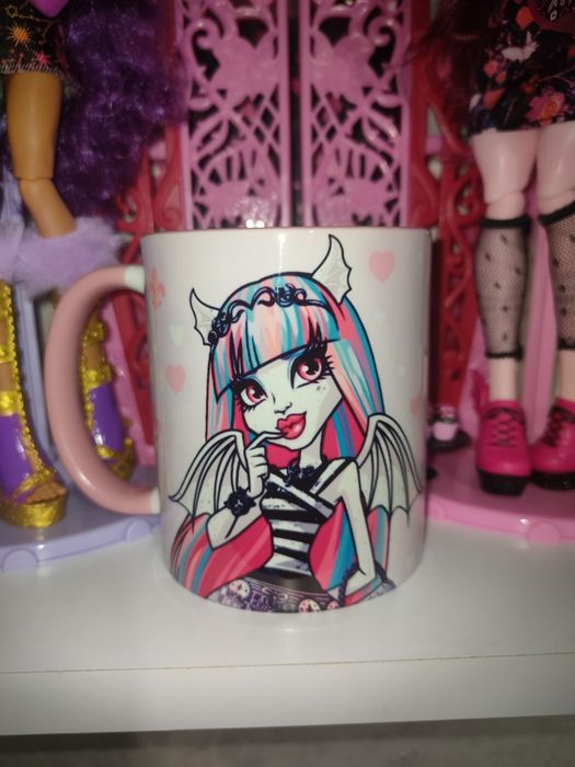 Нова Чашка Рошель Дракулаура Монстер Хай Monster high