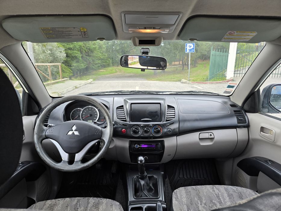 Mitsubishi L200 2.5 DI-D AC Cabine Dupla 5 Lugares 128cv 4x2 Nacional
