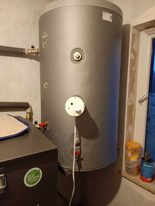 Bufor 200 litrów z grzałką elektryczną